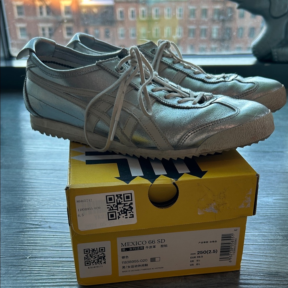 Onitsuka Tiger by Asics Mexico 66 SD Metallic Sneakers